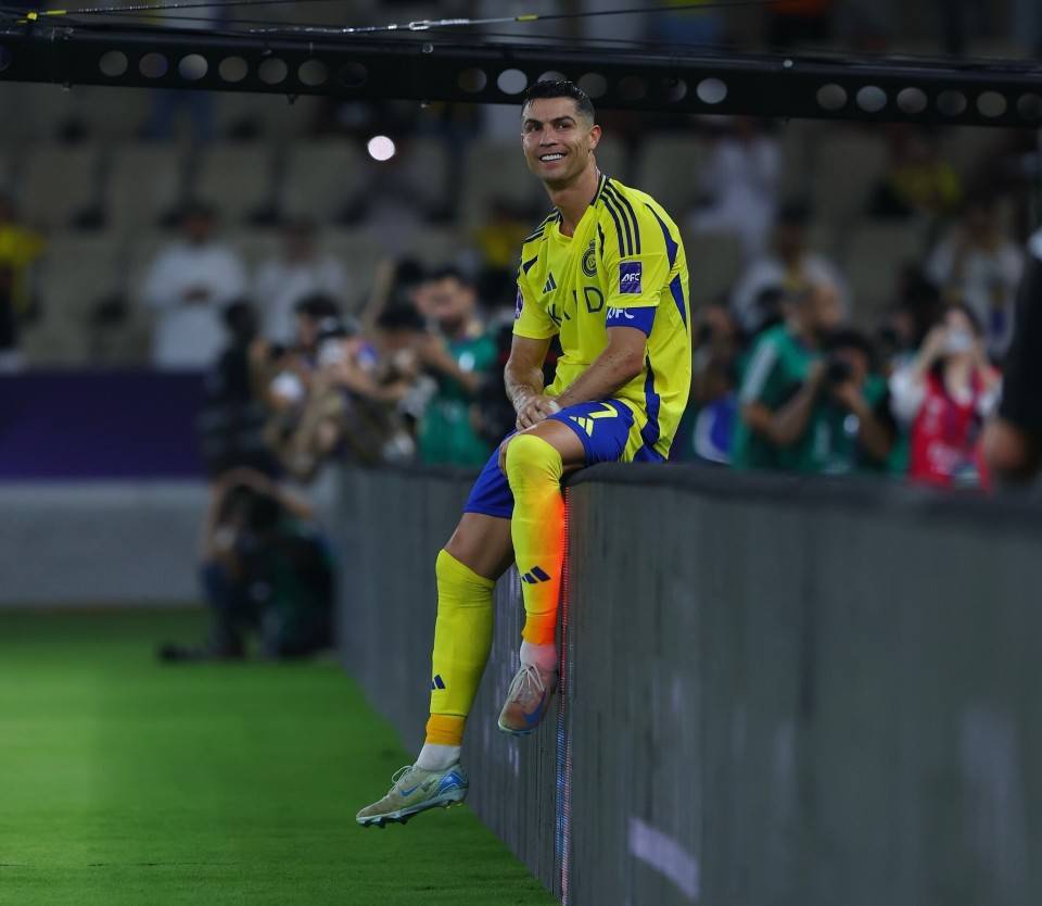 一号娱乐风云突变莱比锡国际比赛日远射贴柱纽约尼克斯队长鼓劲备战亚冠，现场解说直呼：切尔西赛前远射贴柱的简单介绍