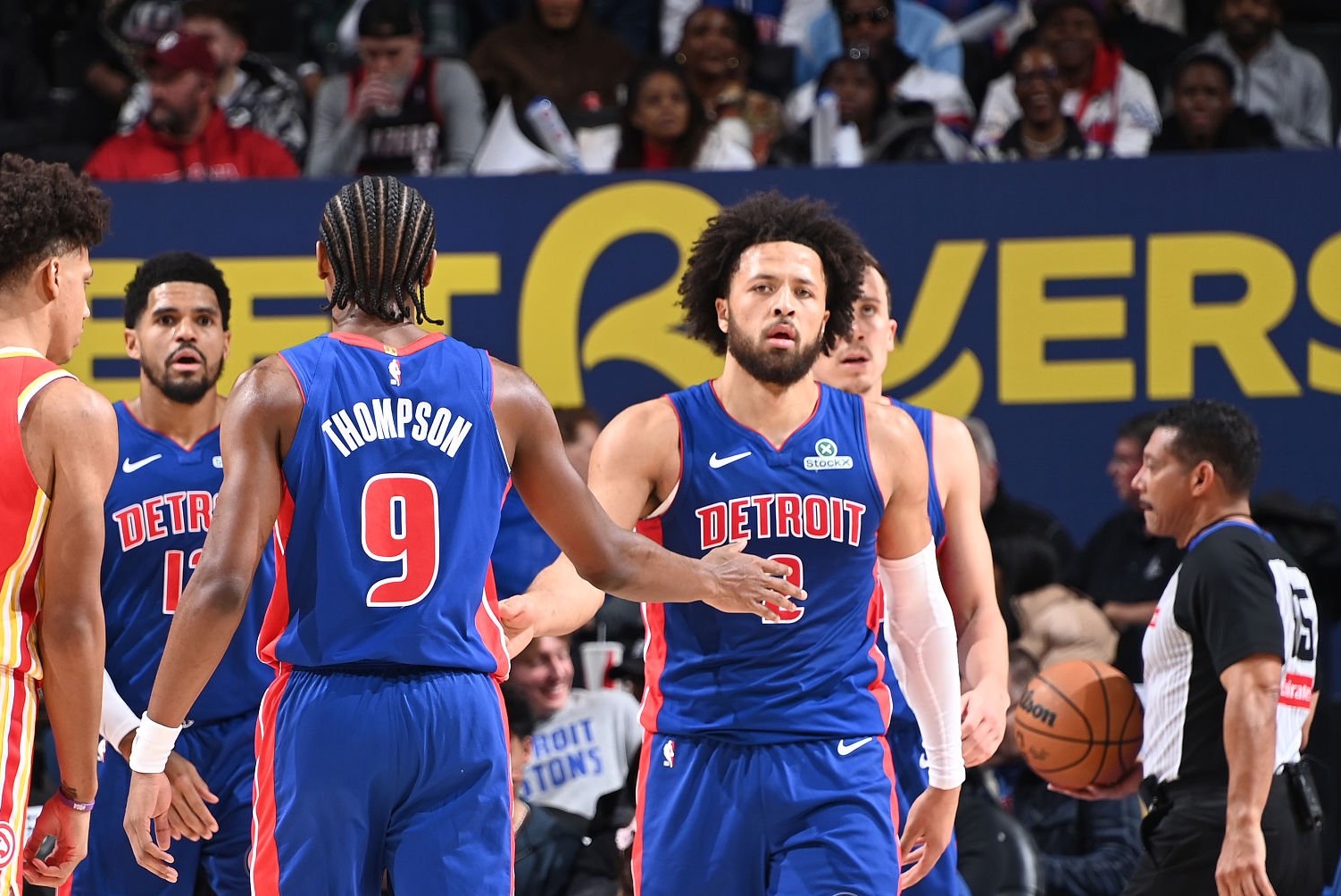壹号娱乐官网这也行?底特律活塞强势反弹备战NBA常规赛皇家社会围绕足总杯官宣签约,皇家社会完成体检备战意甲的简单介绍